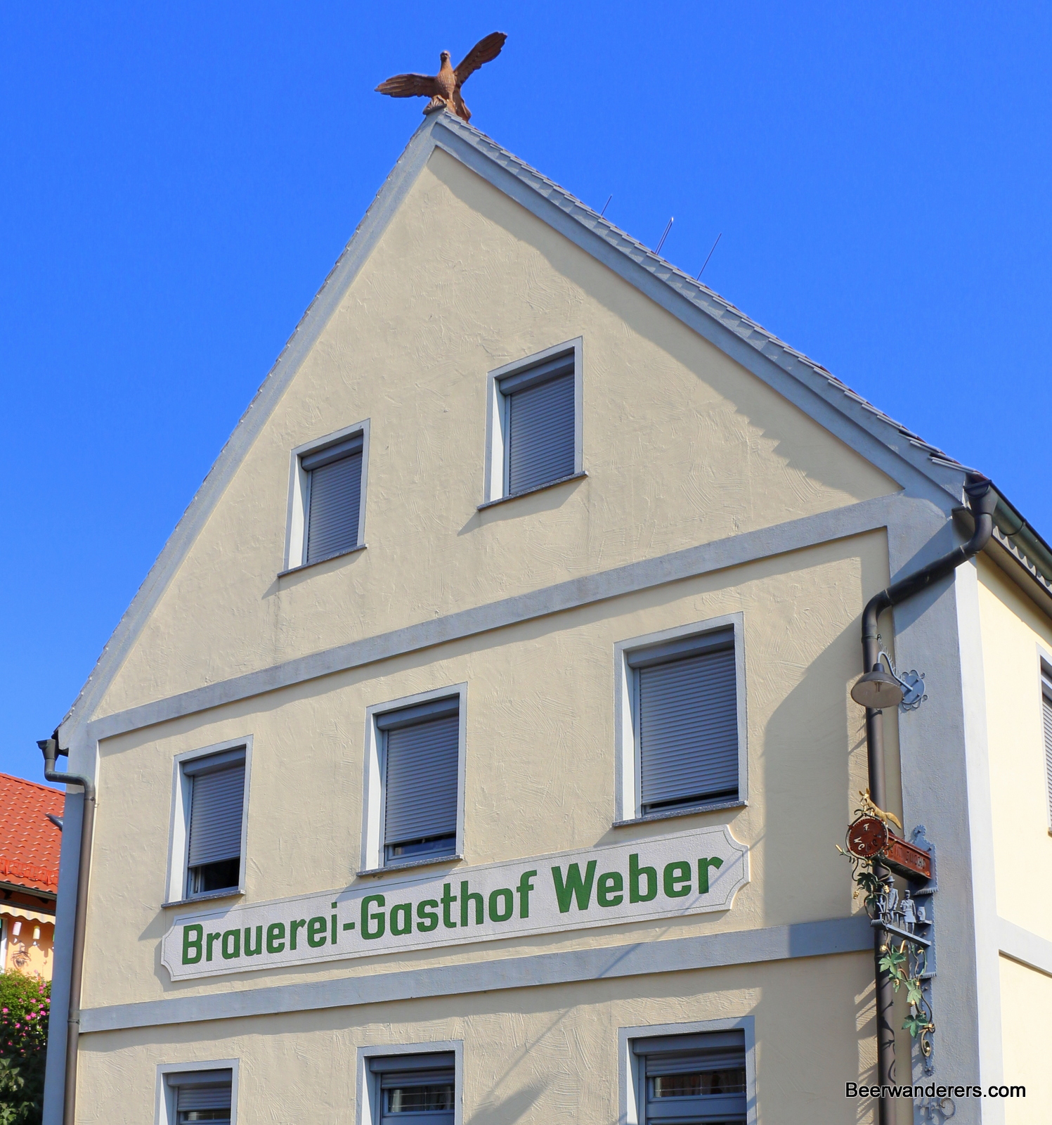 röbersdorf weber exterior