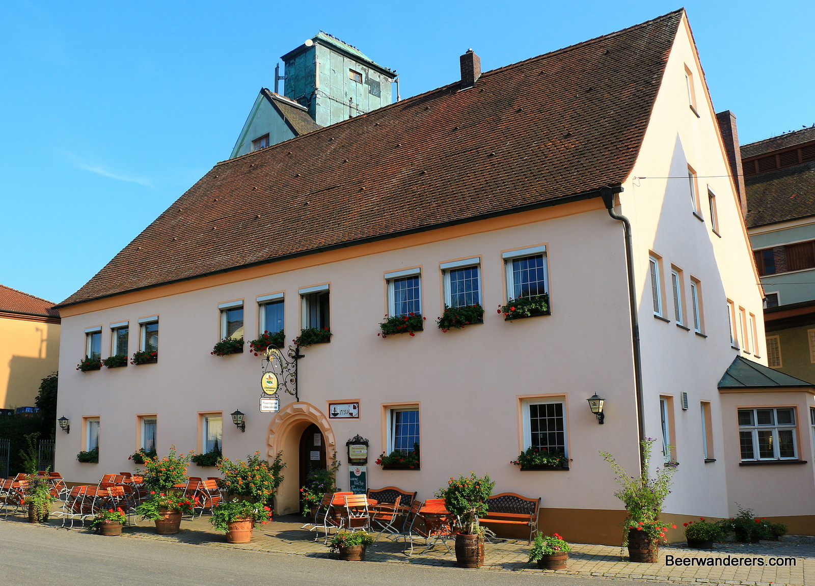 buttenheim löwenbräu exterior
