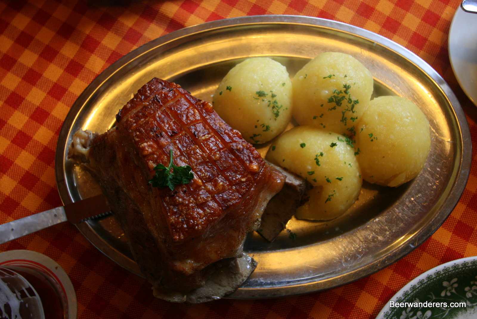 pork shoulder with dumplings