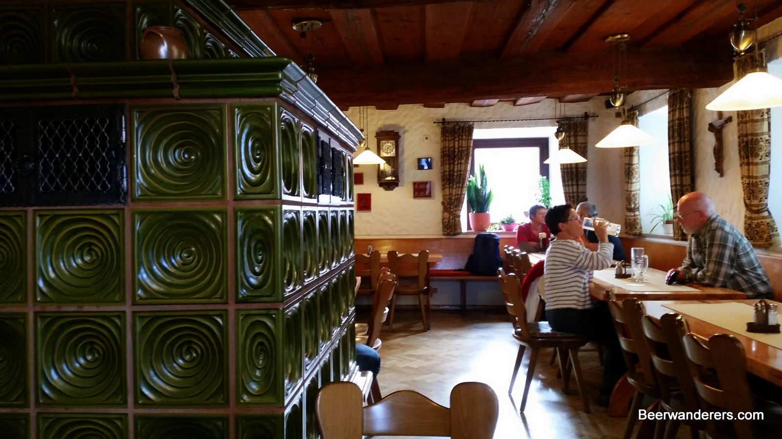 leutenbach drummer interior