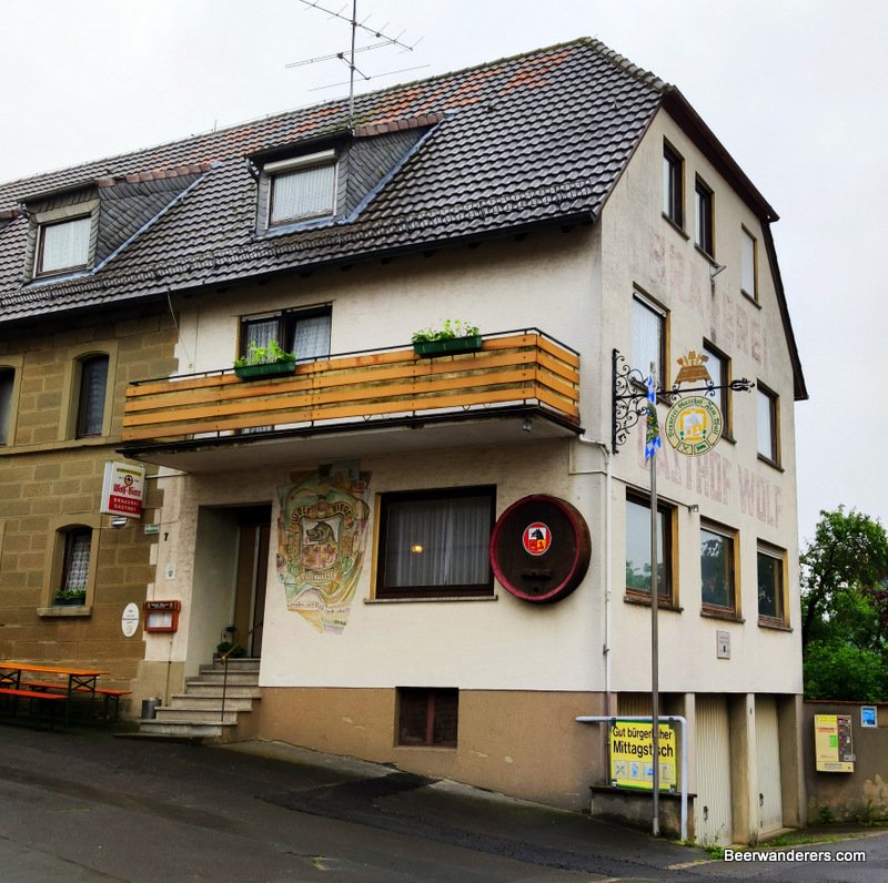 rüdenhausen wolf exterior