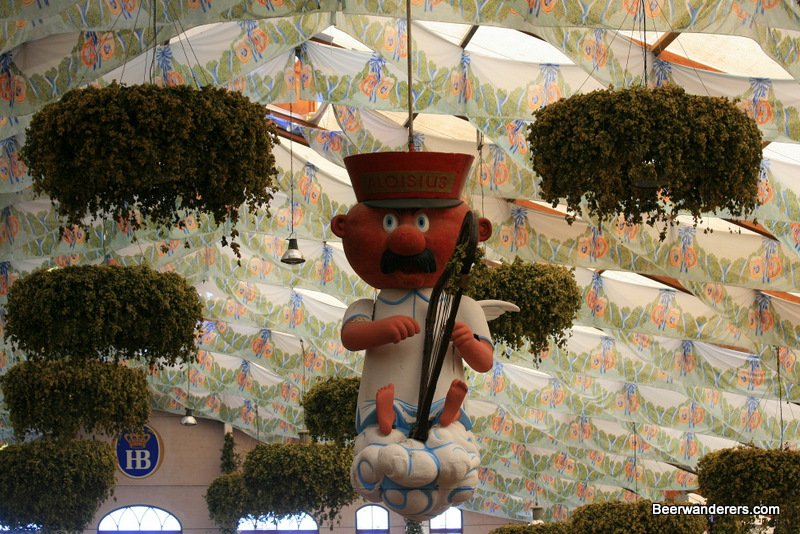hofbräu tent oktoberfest