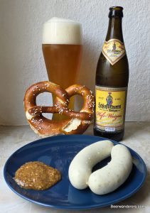 Schlossbrauerei Stelzer Hefeweizen with Weisswurst and pretzel